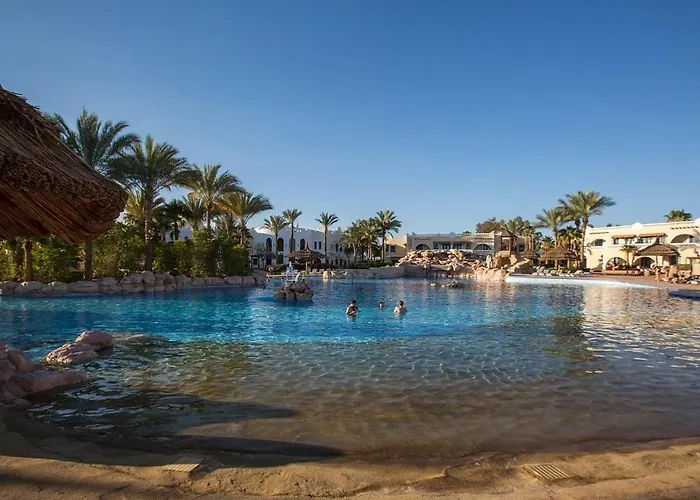 Club El Faraana Reef Resort 4*