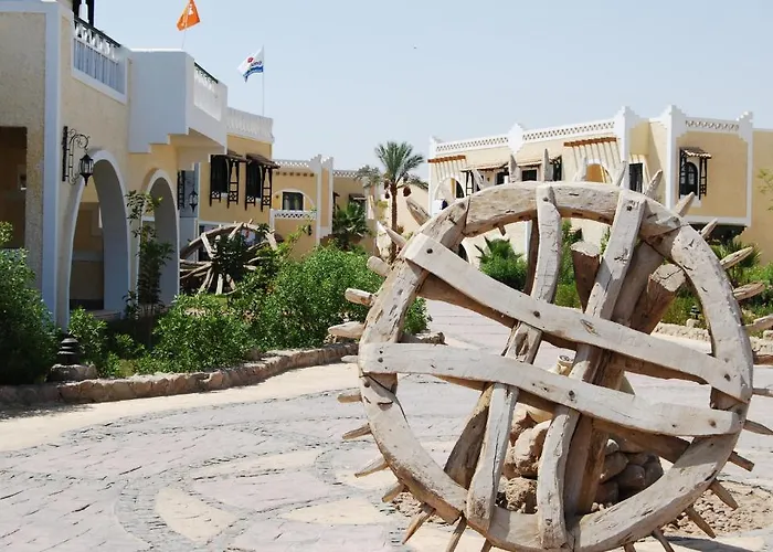 Club El Faraana Reef 4*